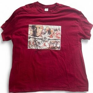 Gildan Men's Burgundy Graphic Tee